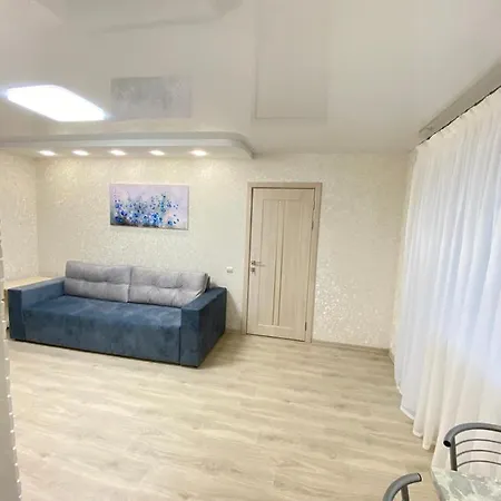 Suite Mira Avenue Center Двухкомнатная Квартира В Центре Возле Тц Цум Chernihiv Exterior photo