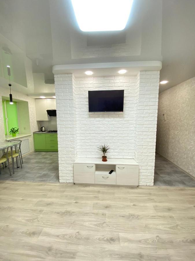 Mira Avenue Center двухкомнатная в центре возле тц цум Daire Çernigiv